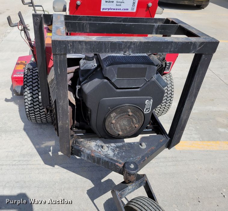 image for item DM7987 Clipper 2503F  ZTR lawn mower