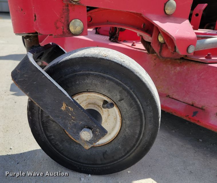 image for item DM7987 Clipper 2503F  ZTR lawn mower