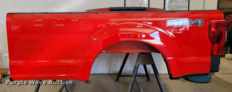 image for item DM7993 Ford F250  pickup truck bed