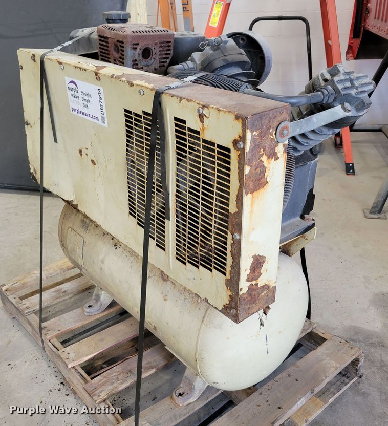 image for item DM7994 Ingersoll Rand 2475  Air compressor