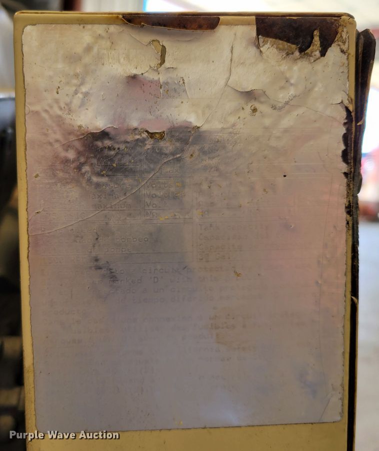 image for item DM7994 Ingersoll Rand 2475  Air compressor