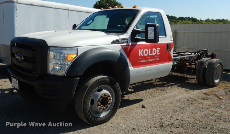 image for item DN1735 2016 Ford F450 Super Duty XL  truck cab and chassis