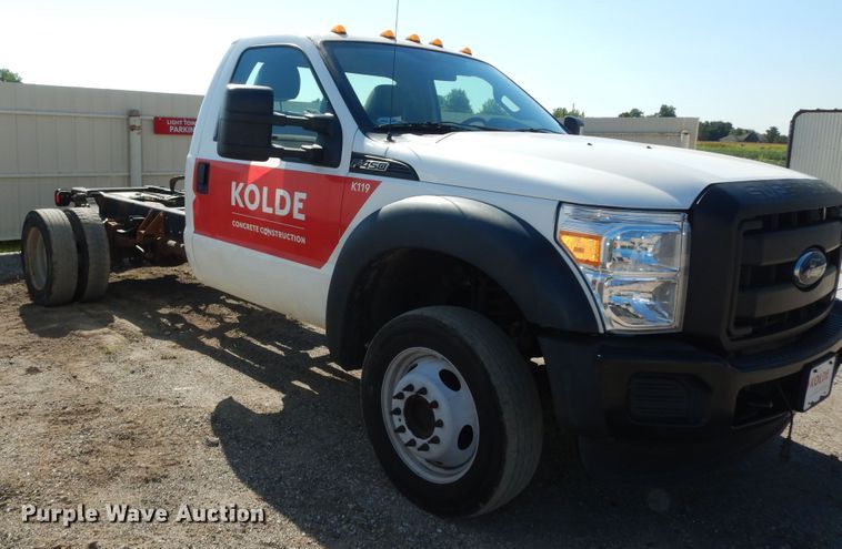 image for item DN1735 2016 Ford F450 Super Duty XL  truck cab and chassis