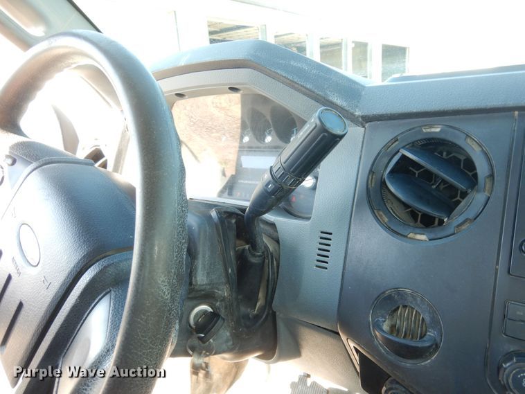 image for item DN1735 2016 Ford F450 Super Duty XL  truck cab and chassis