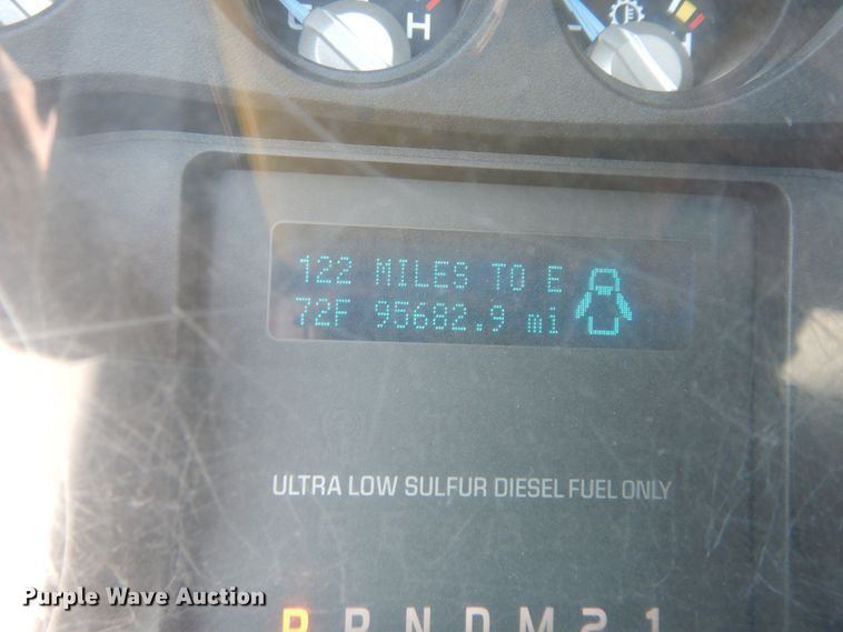 image for item DN1735 2016 Ford F450 Super Duty XL  truck cab and chassis