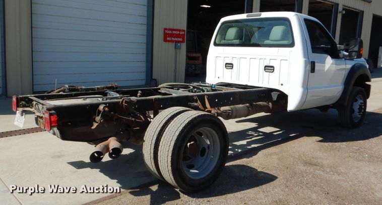 image for item DN1736 2015 Ford F450 Super Duty XL  truck cab and chassis