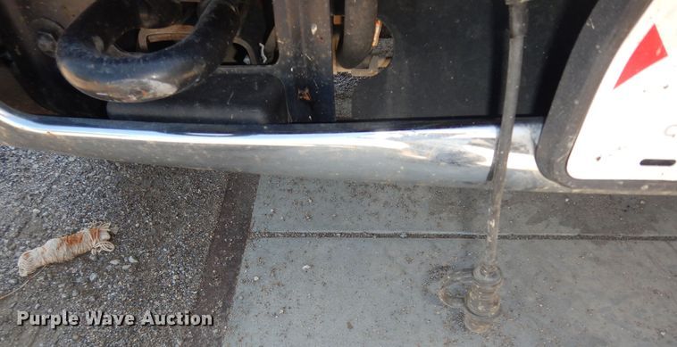 image for item DN1736 2015 Ford F450 Super Duty XL  truck cab and chassis