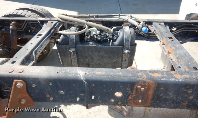 image for item DN1736 2015 Ford F450 Super Duty XL  truck cab and chassis