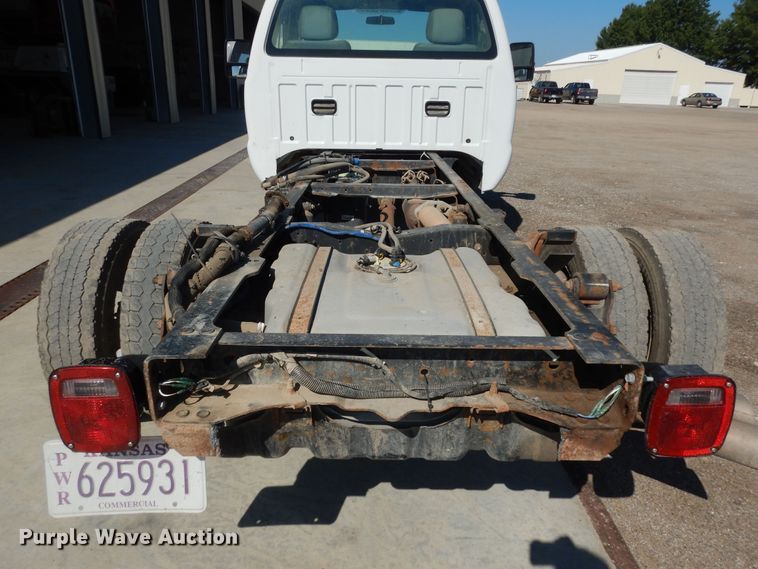 image for item DN1736 2015 Ford F450 Super Duty XL  truck cab and chassis