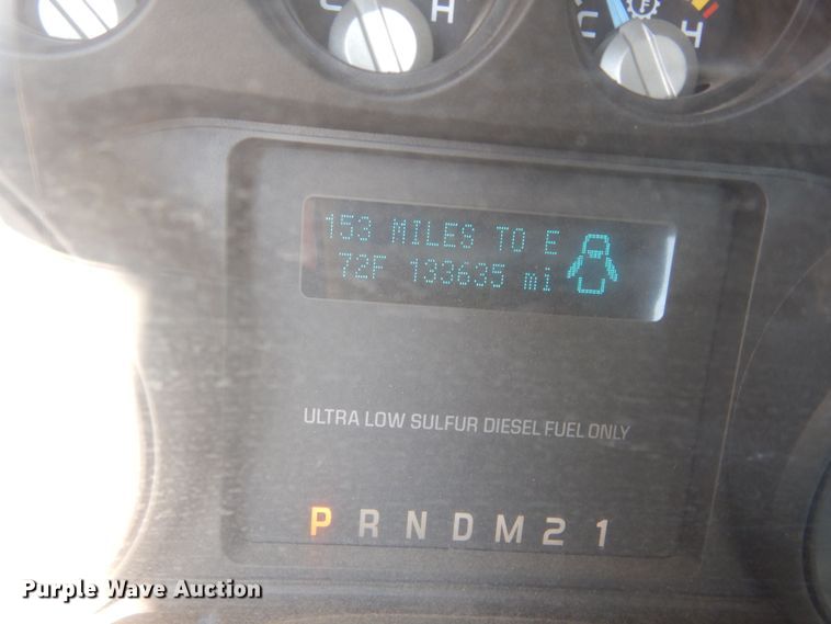 image for item DN1736 2015 Ford F450 Super Duty XL  truck cab and chassis