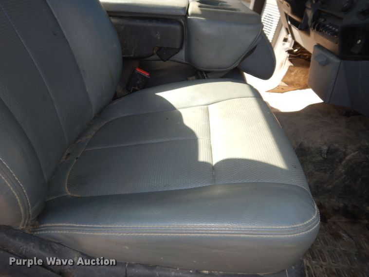 image for item DN1736 2015 Ford F450 Super Duty XL  truck cab and chassis