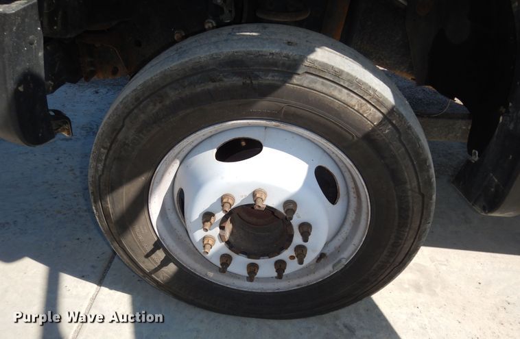 image for item DN1736 2015 Ford F450 Super Duty XL  truck cab and chassis