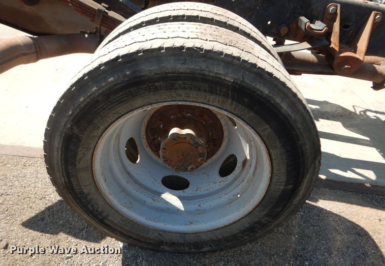 image for item DN1736 2015 Ford F450 Super Duty XL  truck cab and chassis