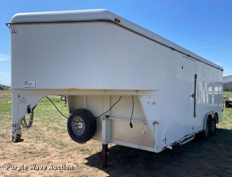 image for item DN5144 2002 CM  enclosed cargo trailer