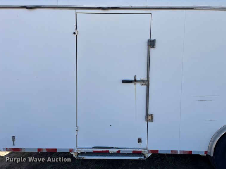 image for item DN5144 2002 CM  enclosed cargo trailer