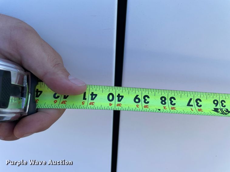 image for item DN5144 2002 CM  enclosed cargo trailer