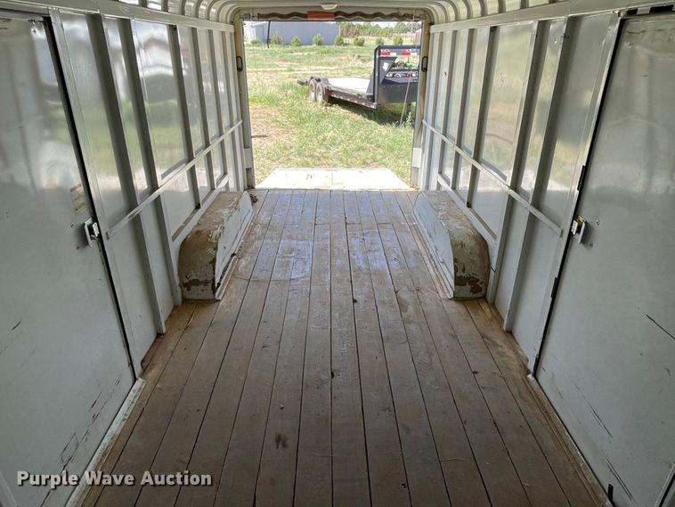 image for item DN5144 2002 CM  enclosed cargo trailer