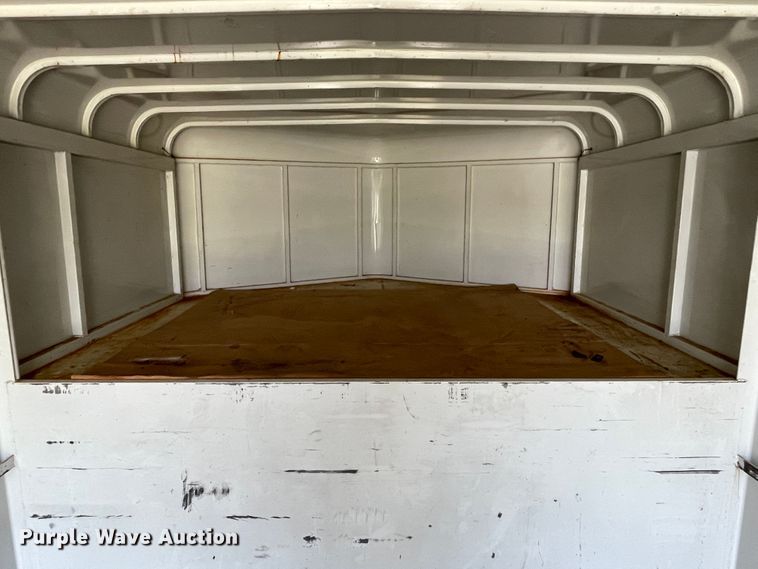 image for item DN5144 2002 CM  enclosed cargo trailer