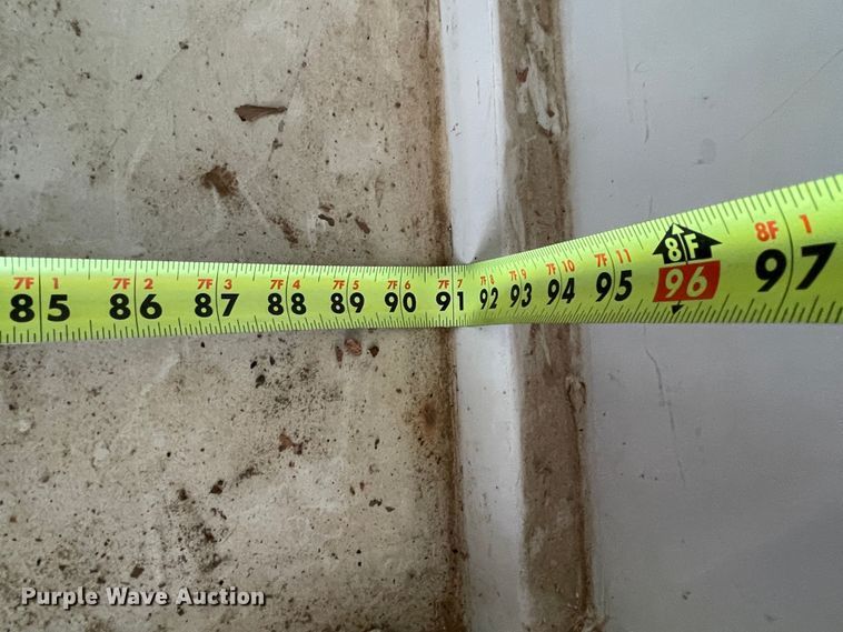 image for item DN5144 2002 CM  enclosed cargo trailer