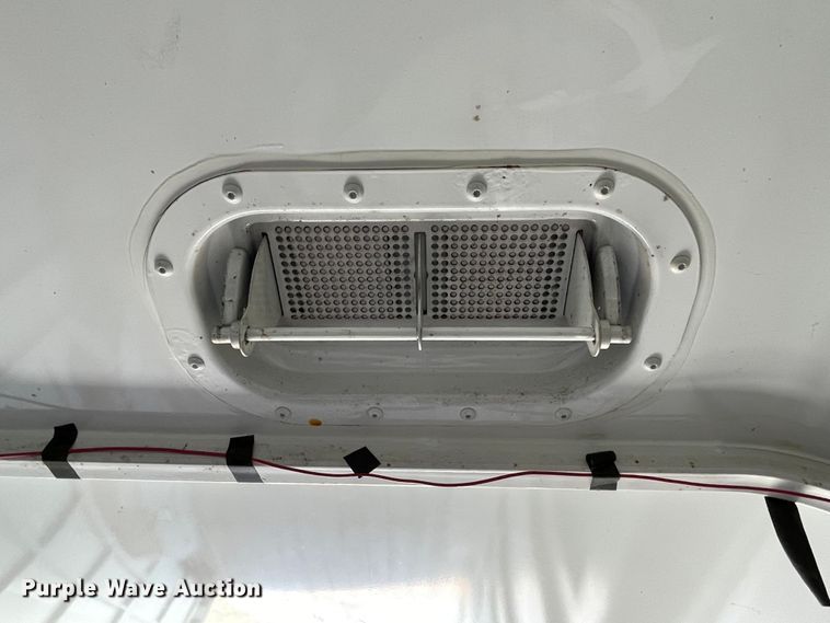 image for item DN5144 2002 CM  enclosed cargo trailer