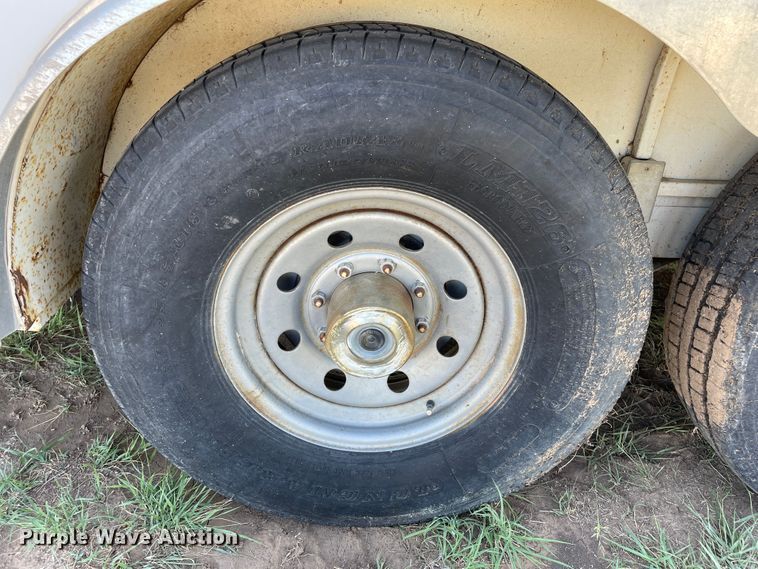 image for item DN5144 2002 CM  enclosed cargo trailer