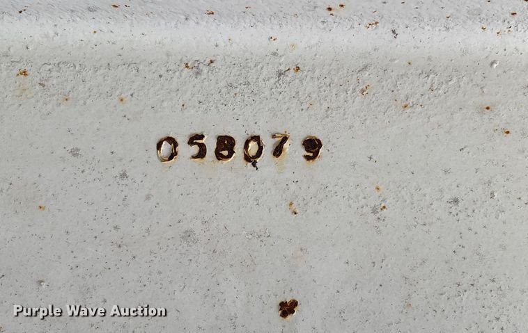 image for item DN5144 2002 CM  enclosed cargo trailer