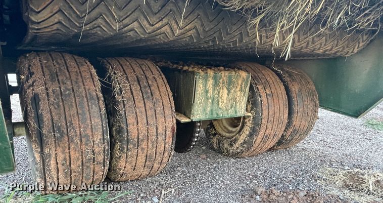 image for item DN5152 Turfco Metermatic  top dresser spreader