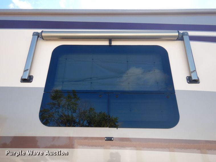 image for item DP5663 2003 Jayco Avatar 3800K  RV