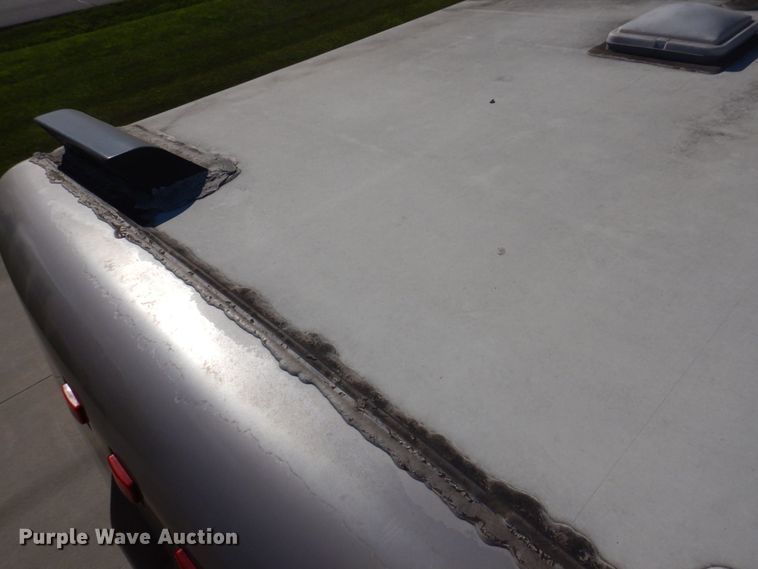 image for item DP5663 2003 Jayco Avatar 3800K  RV