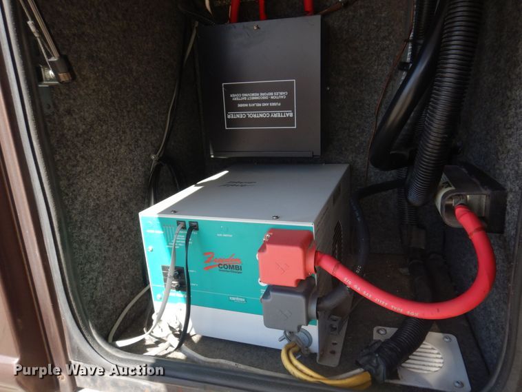 image for item DP5663 2003 Jayco Avatar 3800K  RV