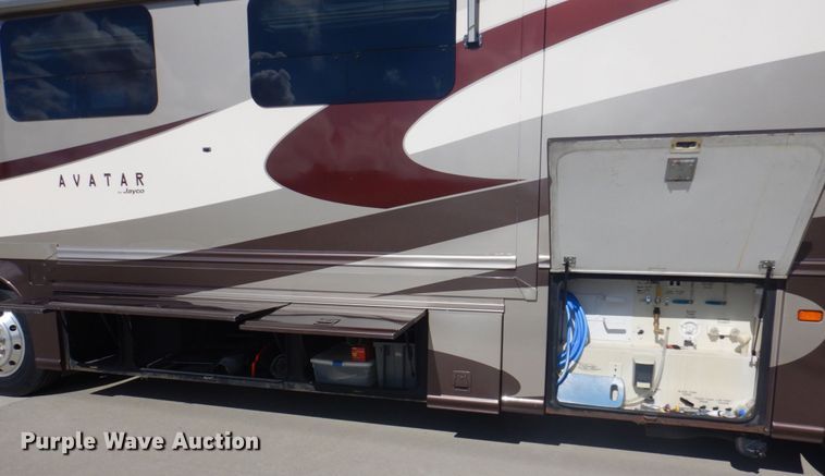 image for item DP5663 2003 Jayco Avatar 3800K  RV