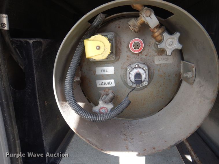 image for item DP5663 2003 Jayco Avatar 3800K  RV