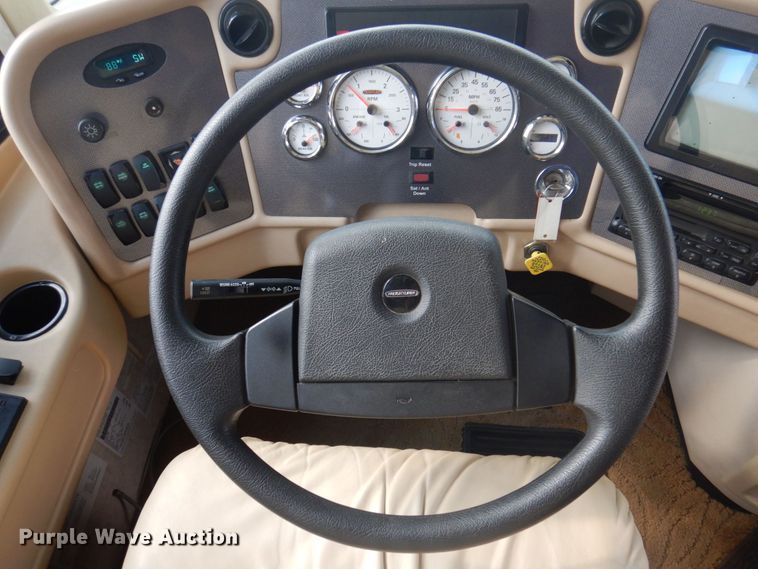 image for item DP5663 2003 Jayco Avatar 3800K  RV