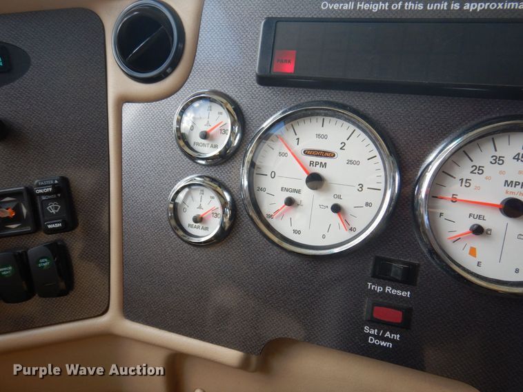 image for item DP5663 2003 Jayco Avatar 3800K  RV