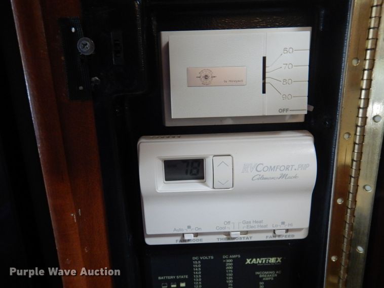 image for item DP5663 2003 Jayco Avatar 3800K  RV