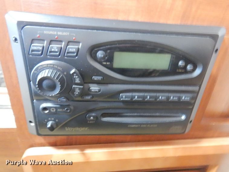 image for item DP5663 2003 Jayco Avatar 3800K  RV