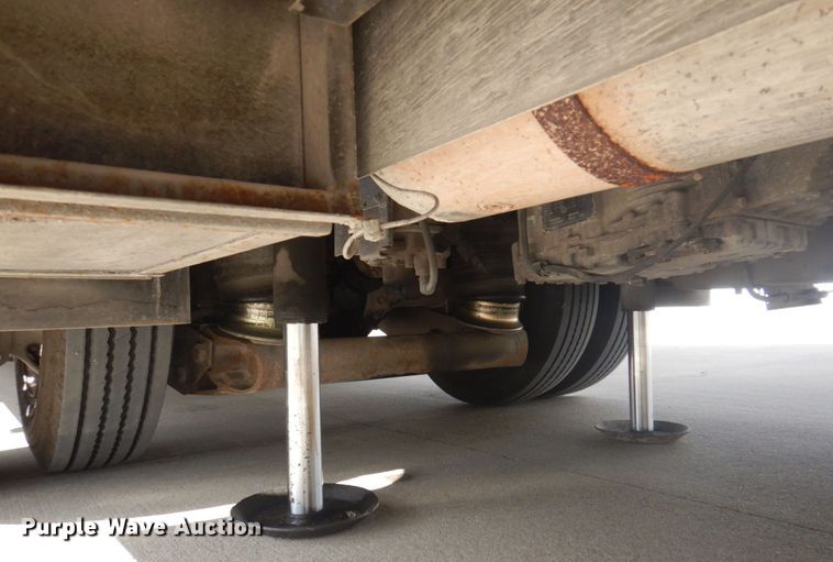 image for item DP5663 2003 Jayco Avatar 3800K  RV