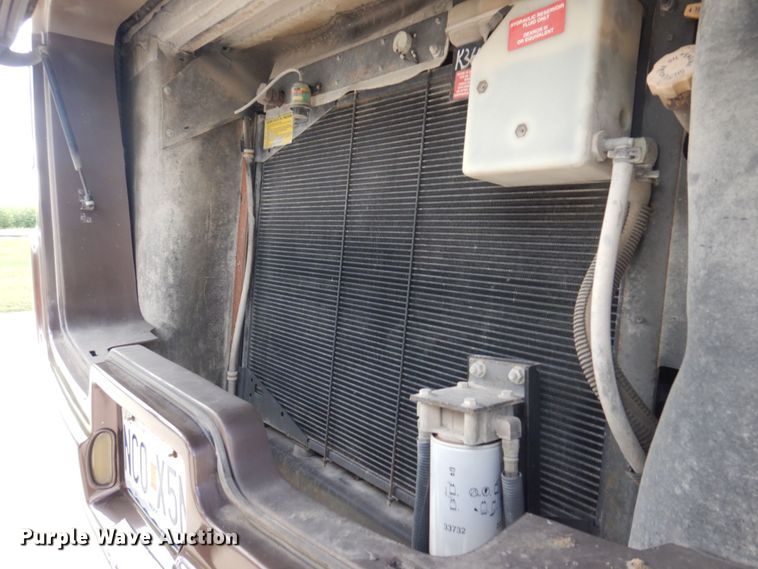 image for item DP5663 2003 Jayco Avatar 3800K  RV