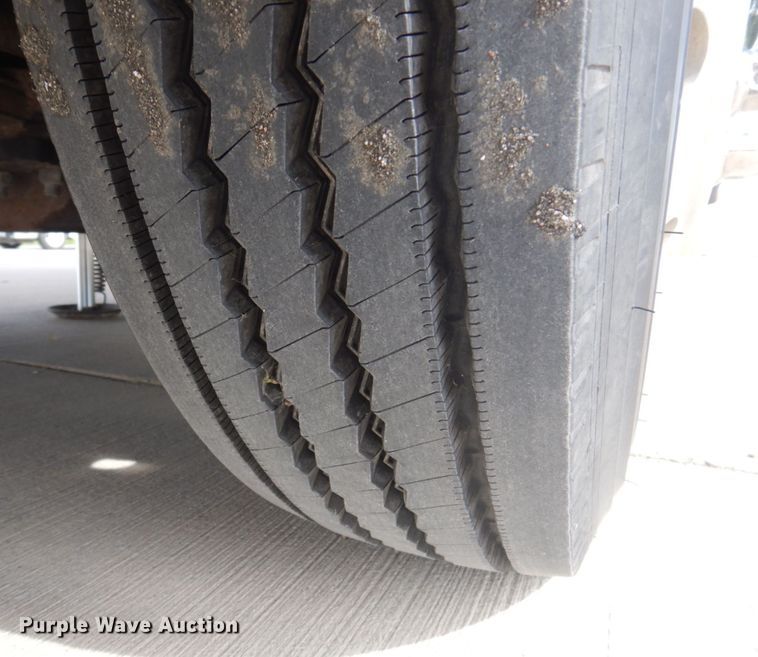 image for item DP5663 2003 Jayco Avatar 3800K  RV