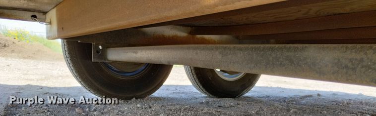 image for item DR1325 2001 Titan  enclosed cargo trailer