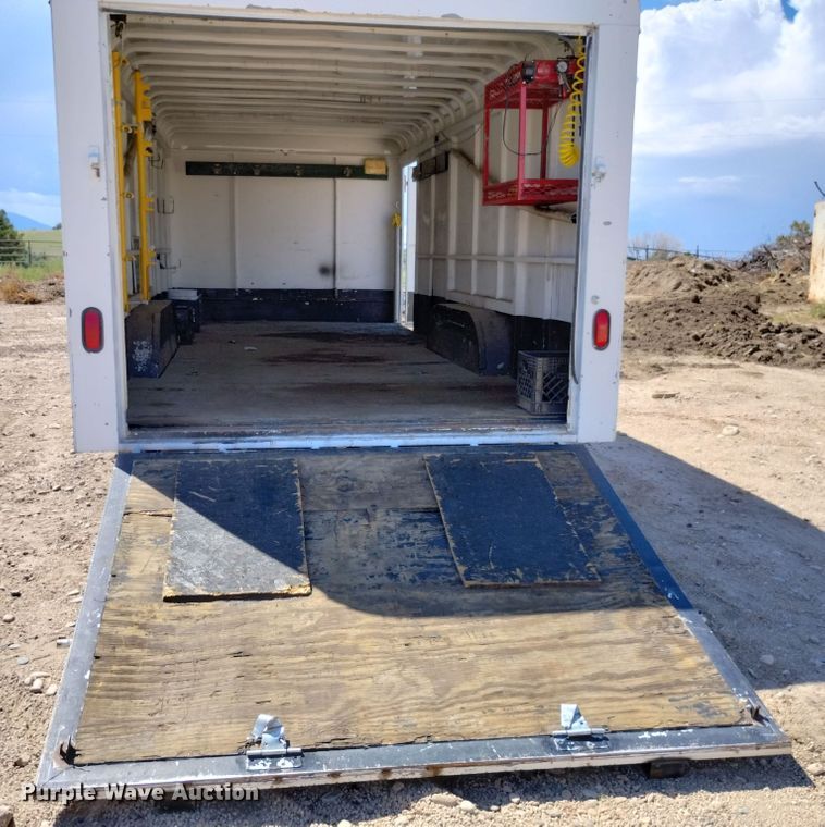 image for item DR1325 2001 Titan  enclosed cargo trailer