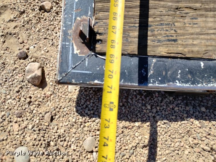 image for item DR1325 2001 Titan  enclosed cargo trailer