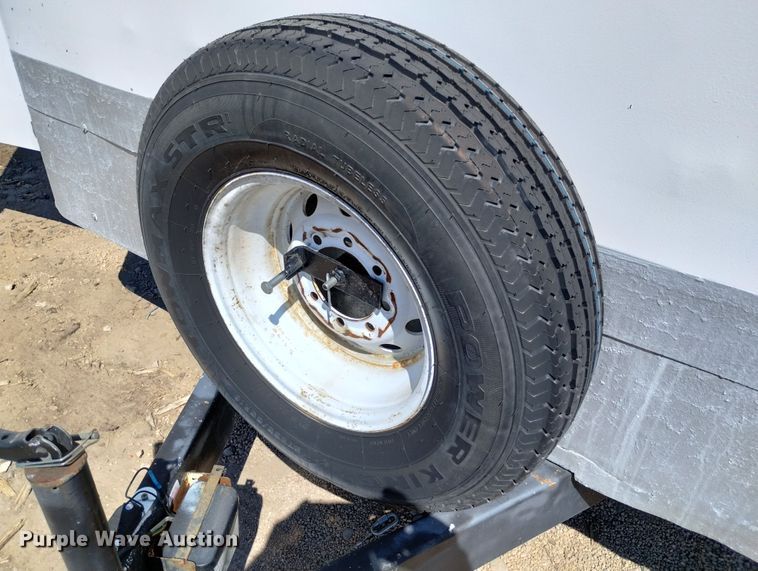 image for item DR1325 2001 Titan  enclosed cargo trailer