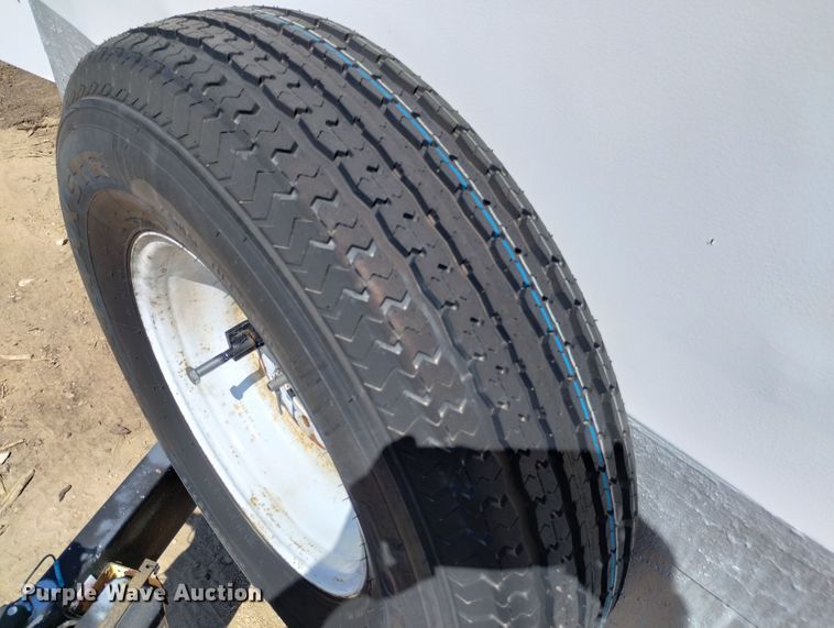 image for item DR1325 2001 Titan  enclosed cargo trailer