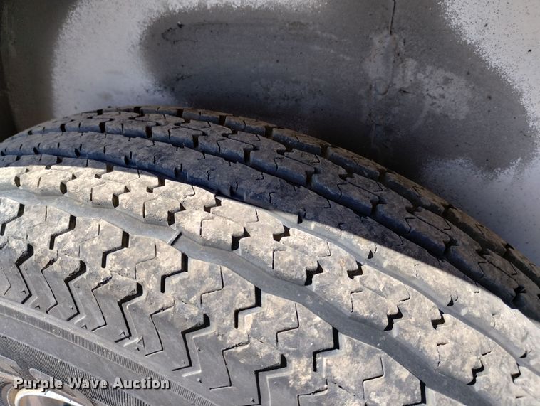 image for item DR1325 2001 Titan  enclosed cargo trailer