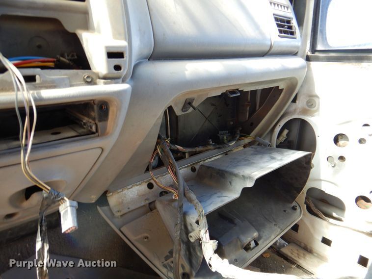 image for item DR1984 2001 Ford F250 Super Duty  SuperCab pickup truck