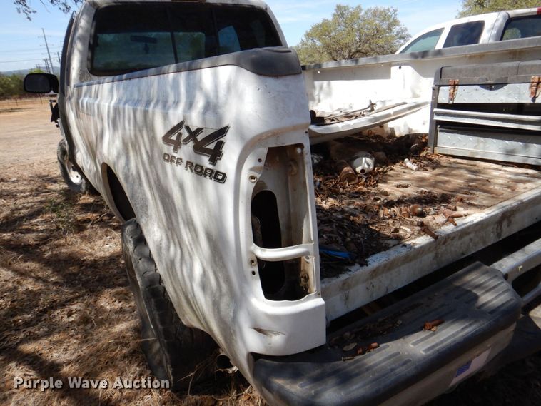 image for item DR1984 2001 Ford F250 Super Duty  SuperCab pickup truck