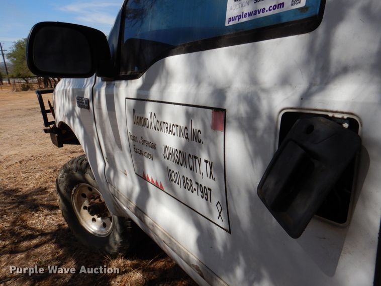 image for item DR1984 2001 Ford F250 Super Duty  SuperCab pickup truck