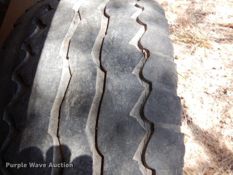 image for item DR1984 2001 Ford F250 Super Duty  SuperCab pickup truck