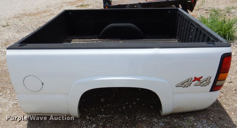 image for item DR2000 GMC Sierra  pickup truck bed